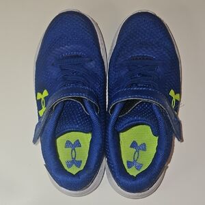 Under Armour Blue and Green Sneakers with Velcro Closure